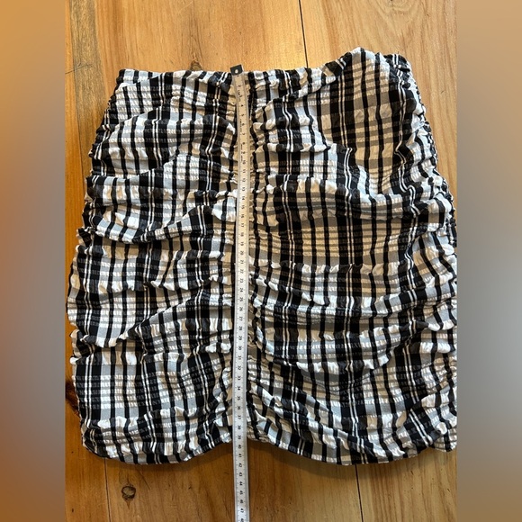Zara women’s classic business casual form-fitting work skirt size small - Picture 1 of 3